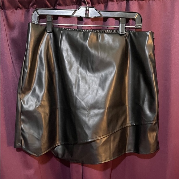 Grace Karin Pants - Grace Karin Black Faux Leather Skort